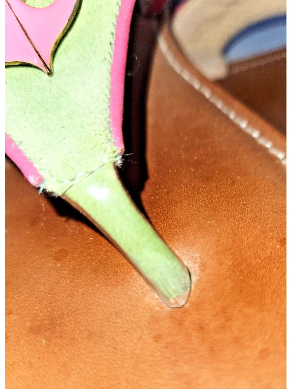 Juno Shoe Girl thong Anchor Sandals with pink anchor on green suede strap size 6